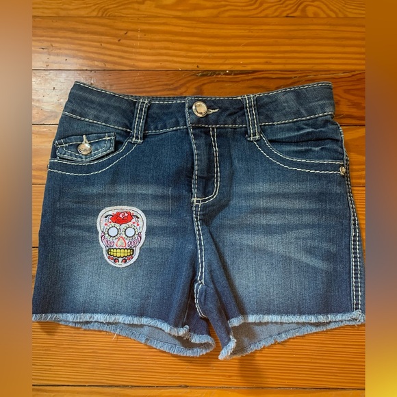 Like New! Xhilaration Girls Blue Jean Shorts Size 10/12 - Picture 1 of 7